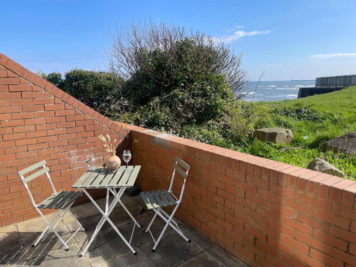 Cliff Haven, Sea View Holiday Home. Cullercoats Extérieur photo