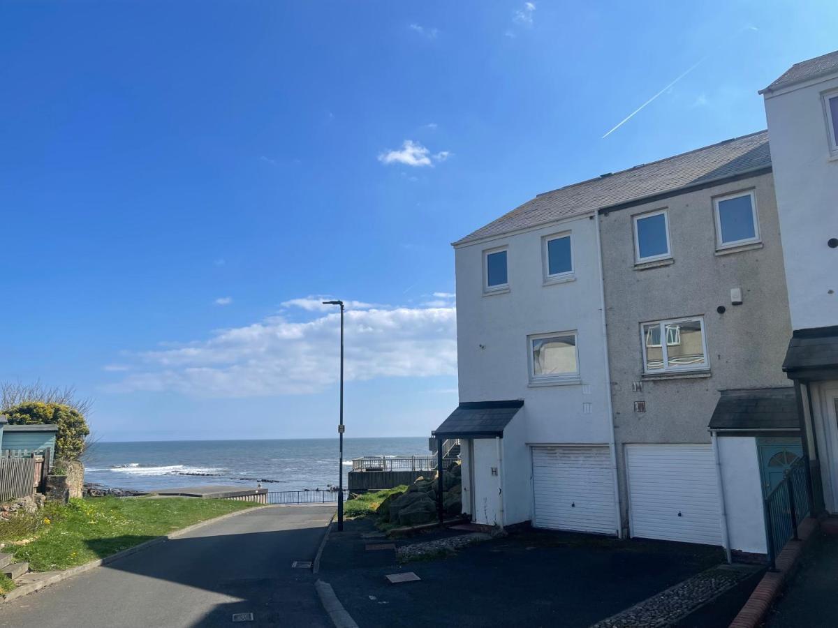 Cliff Haven, Sea View Holiday Home. Cullercoats Extérieur photo